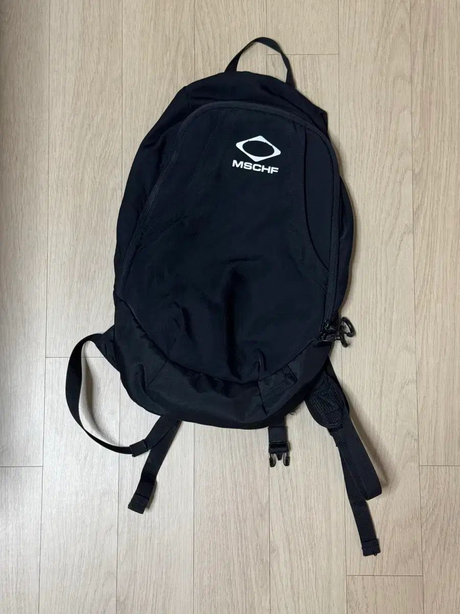 ミスチーフ 롬버스 バックパック ブラック