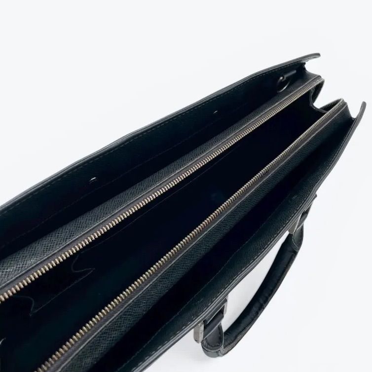 ルイヴィトン タイガ ポルトドキュマンロザン ビジネスバッグ 本物 正規品 黒色 楽天市場】【バッグ】LOUIS VUITTON ルイ ヴィトン タイガ ポルト