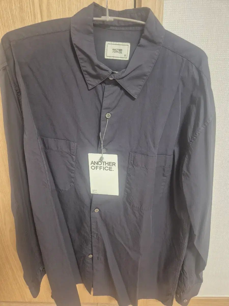 (新品 1) アナザーオフィス コンフィ ガーメント シャツ スミ
