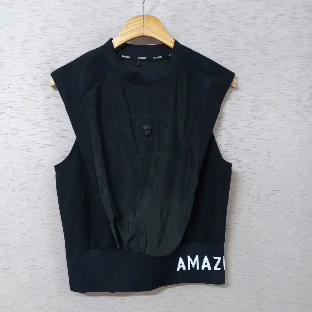 B5-6/AMAZINGCRE ブラック 絞り ベスト