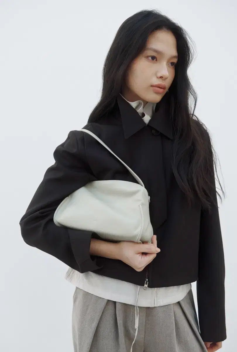 アトリエ ド ルーメン ピロー **トート** **バッグ** (新品 **フルセット**)