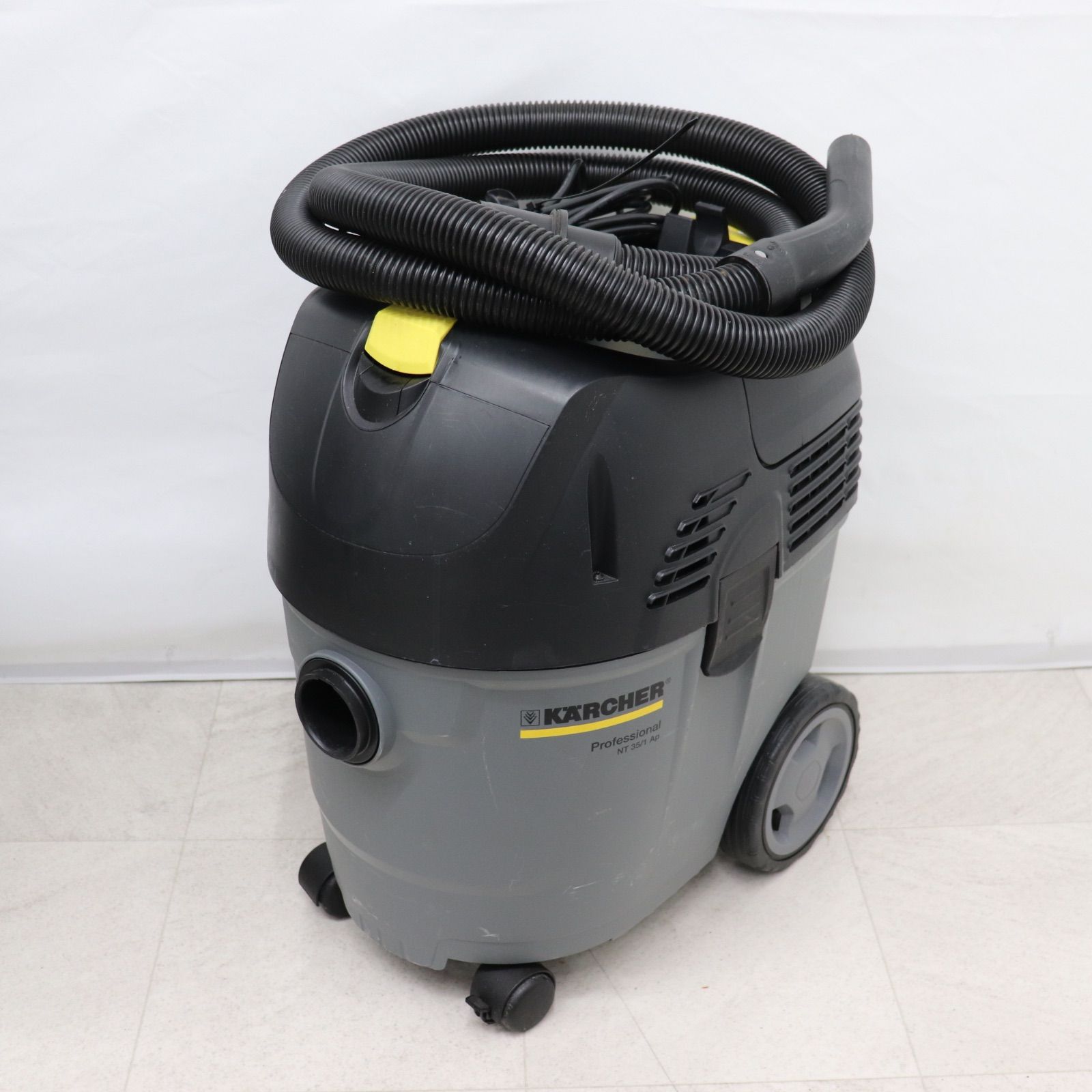 【動作確認済】KARCHER ケルヒャー 乾湿両用バキュームクリーナー NT35/1 Ap Bランク 業務用 即日発送 ラクル業務館