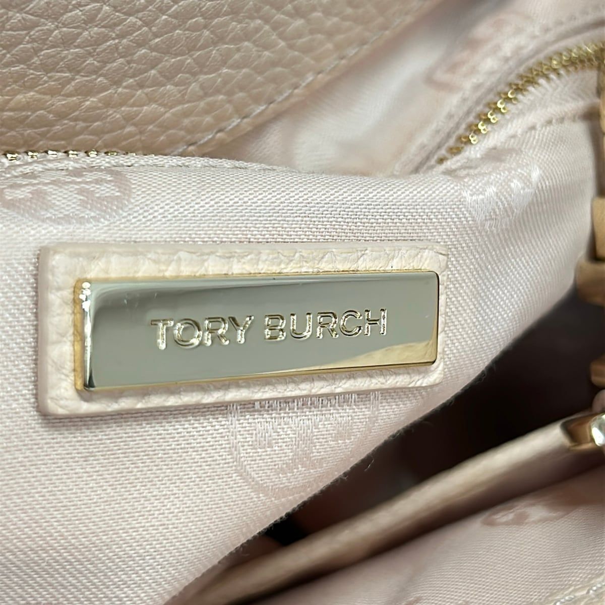 TORY BURCH(トリーバーチ) ショルダーバッグ - ピンク タッセル レザー 