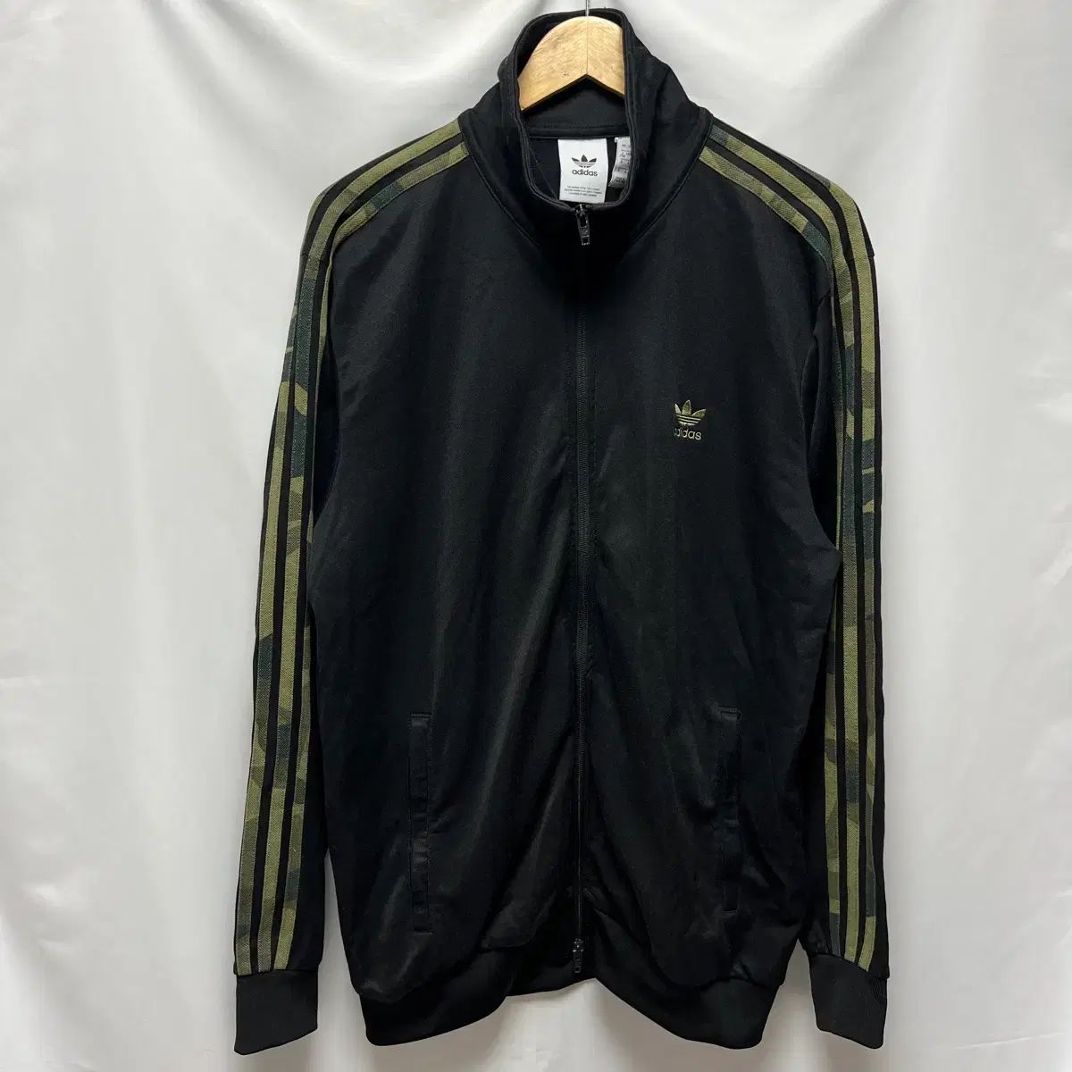 正規品 / 2XL adidas アディダス ファイヤーバード Classic カモミリタリー ブラック トラックジャージ/ジャージ