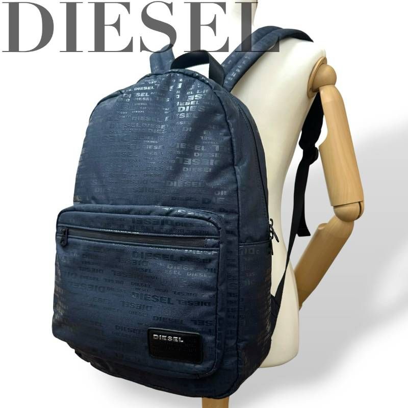 ☆★美品★DIESEL　ディーゼル★リュック　バックパック　大容量　A4収納可　ネイビー　ロゴ　総柄★♯2495