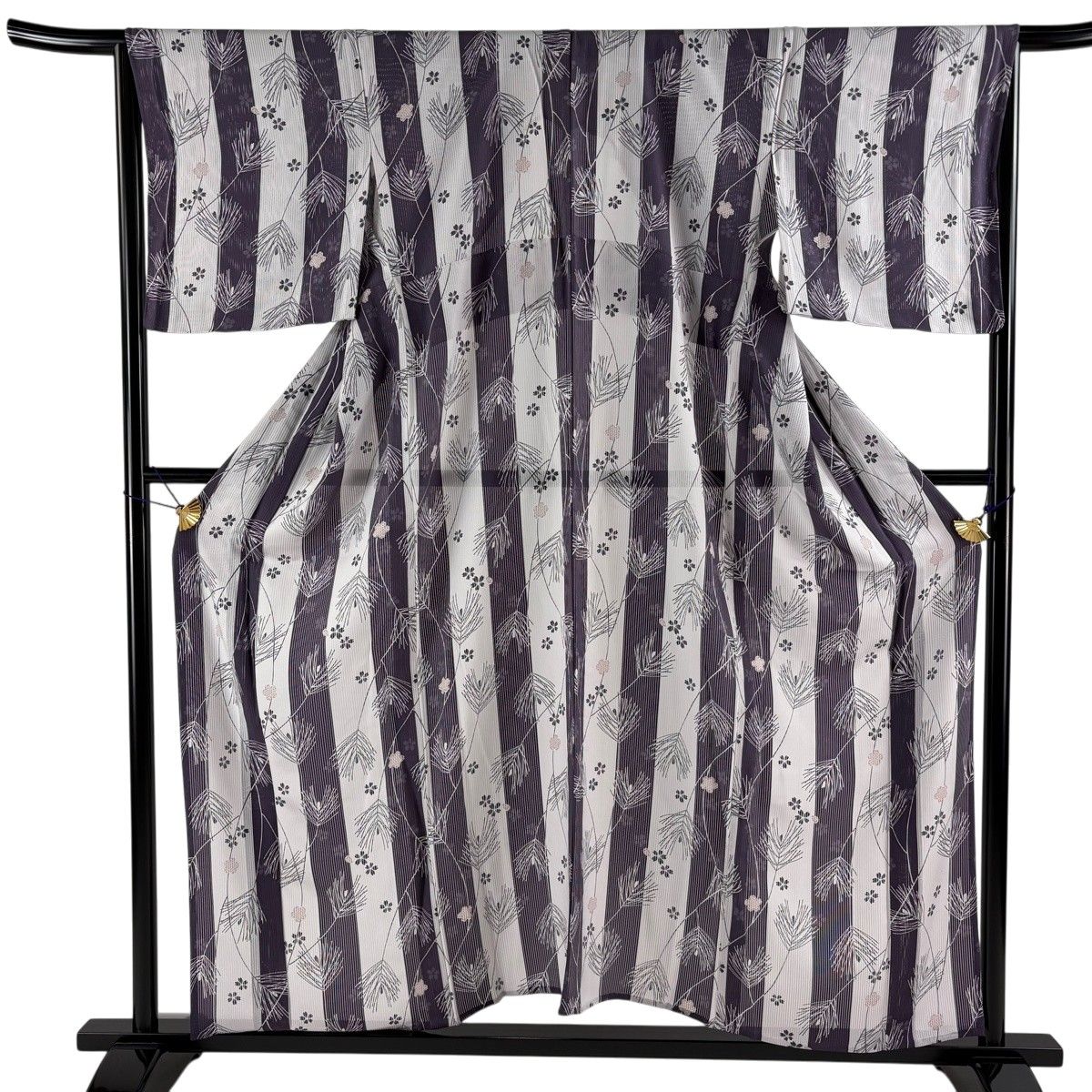 【美品】 小紋 身丈156cm 裄丈66cm M 薄物 縦絽 若松 桜 紫 正絹 名品 【中古】
