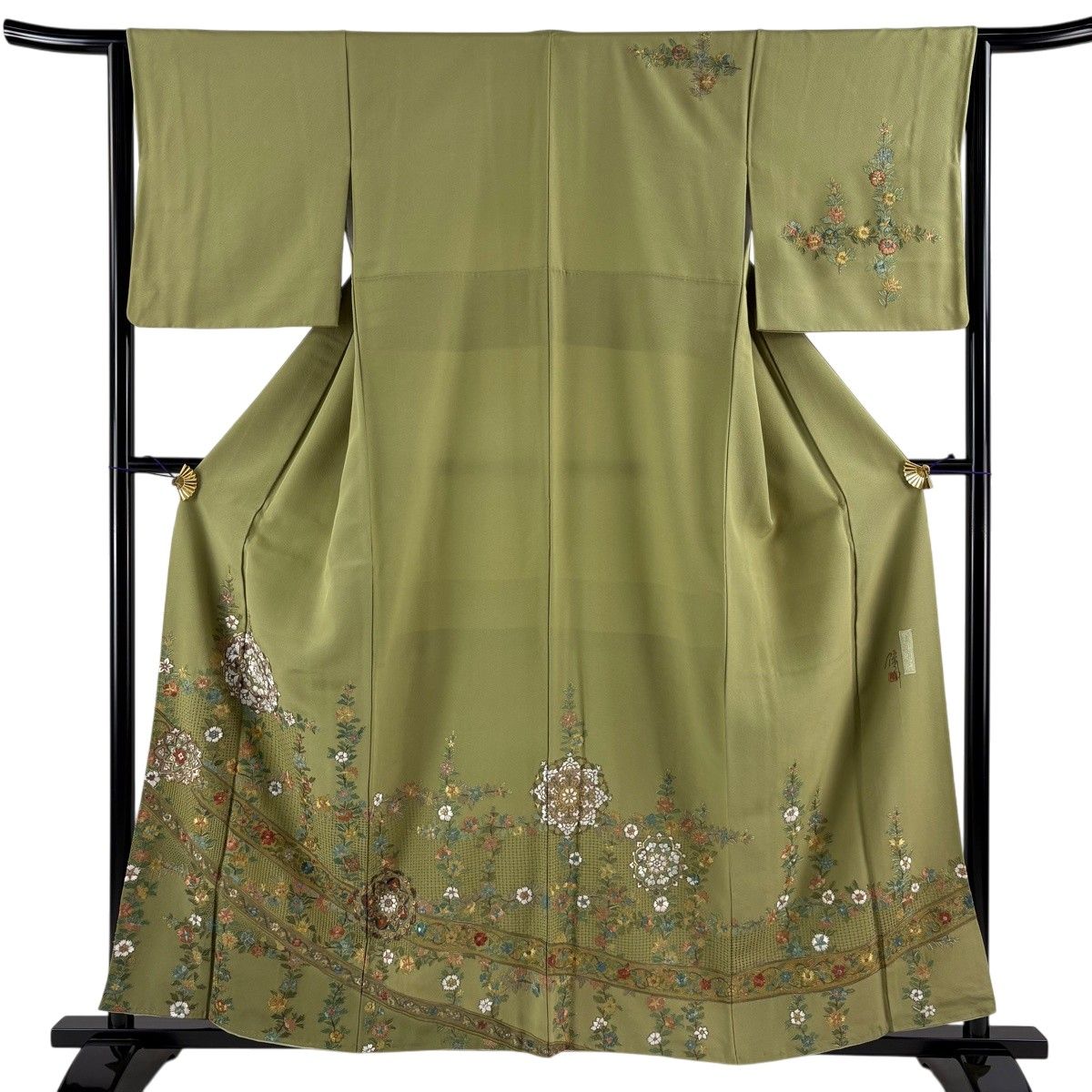 訪問着 身丈159.5cm 裄丈64cm M 袷 落款 草花 悠斗刺繍 金糸 鶯色 正絹 名品 【中古】