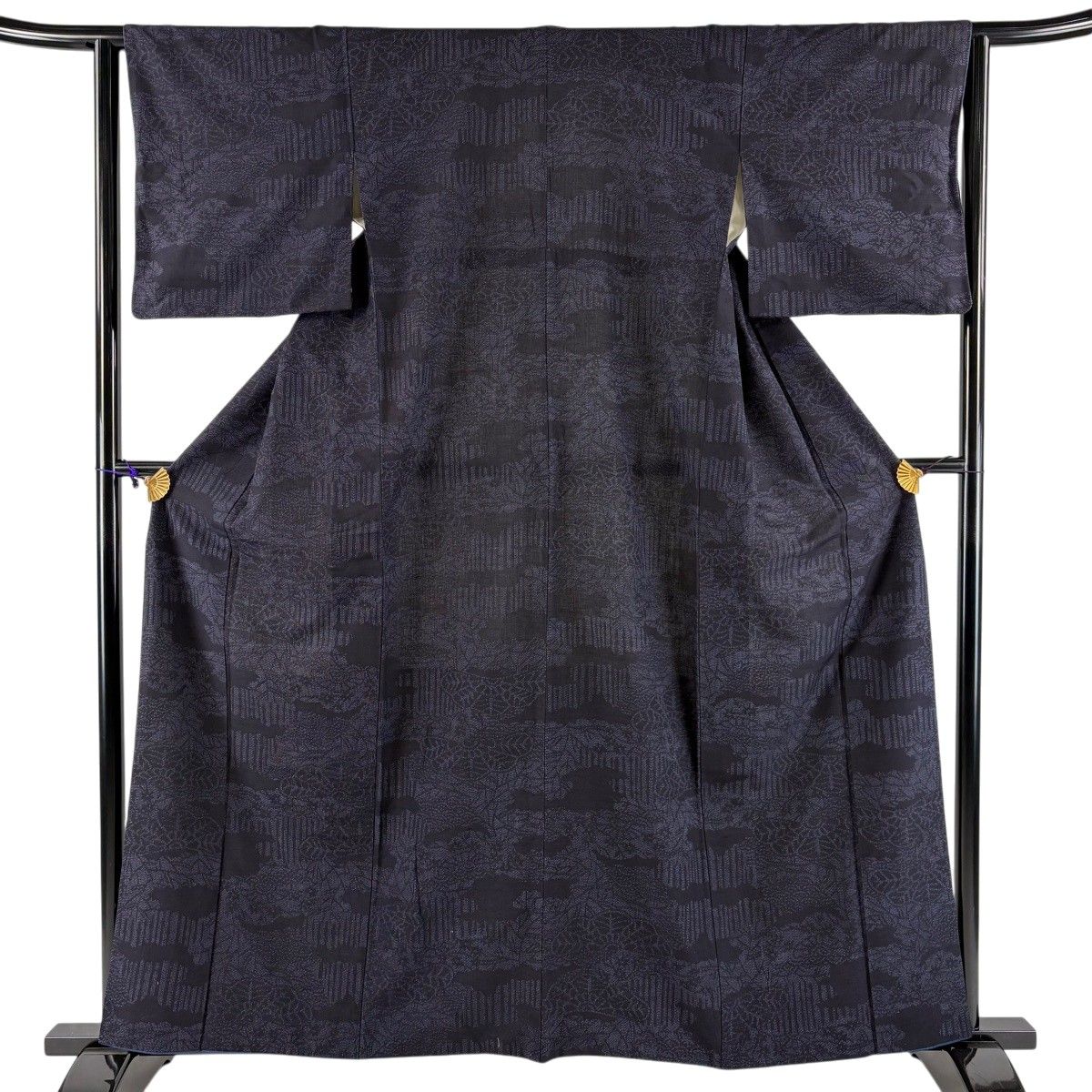 紬 身丈160.5cm 裄丈63cm S 袷 笠松 花 濃紺 正絹 名品 【中古】