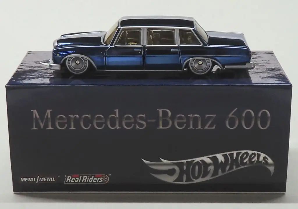 【中古】ミニカー 1/64 1964 Mercedes-Benz 600(スペクトラフレイム・スチールブルー) 「Hot Wheels」 RLC限定 [HWF12]
