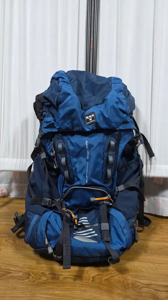 トスカーナ登山リュックサック（60L+10L）