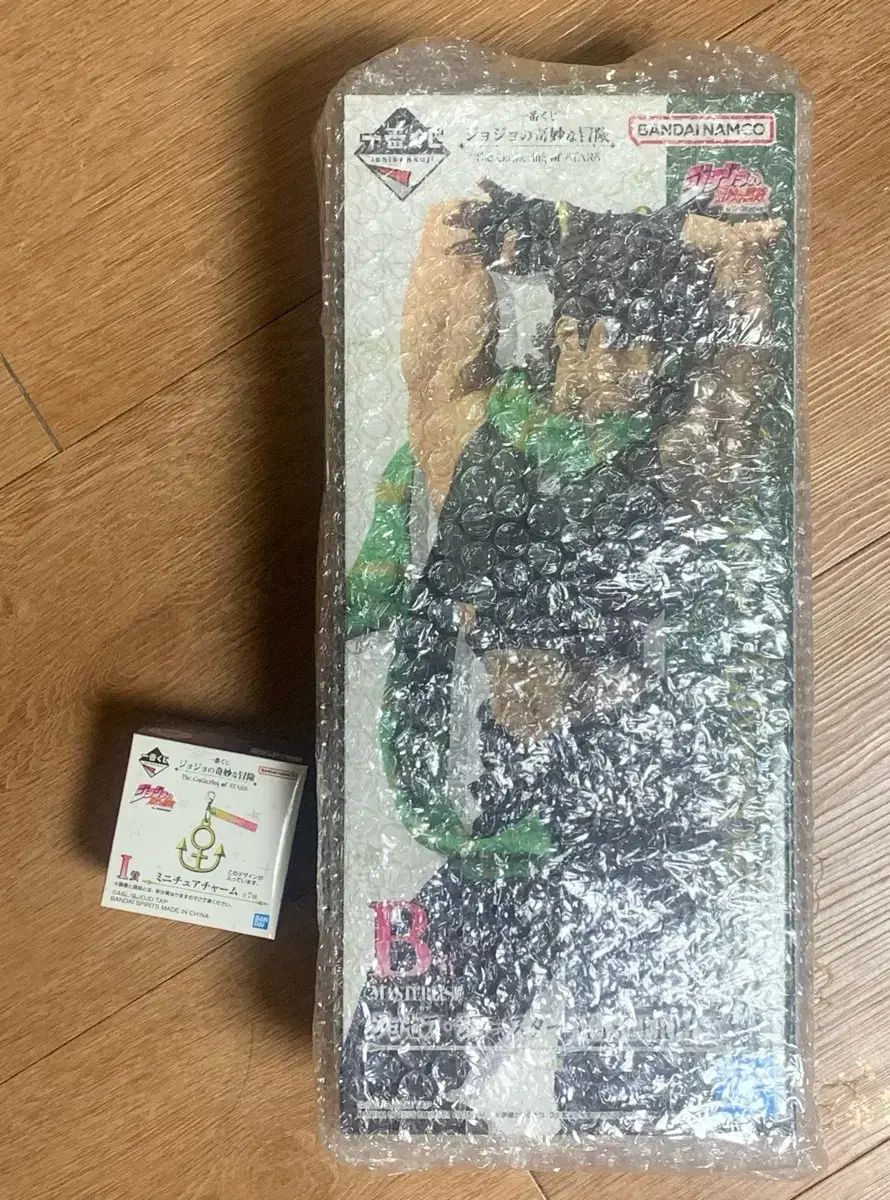 ジョジョ COOGI ジョセフ・ジョースター B賞 フィギュア (i賞 ミニ チャーム おまけ付き)