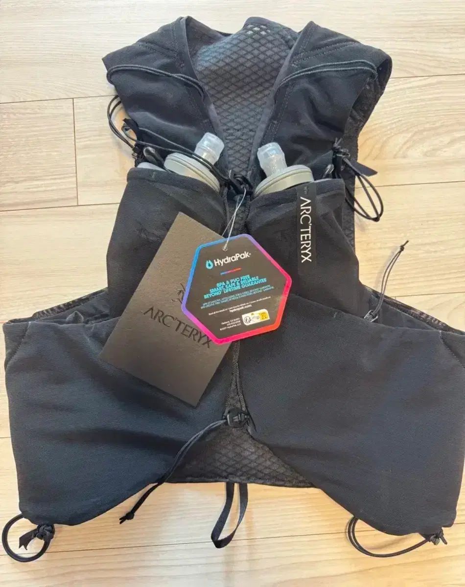 ARC'TERYX Arc'teryx ノバン 7 ランニング ベスト ブラック L