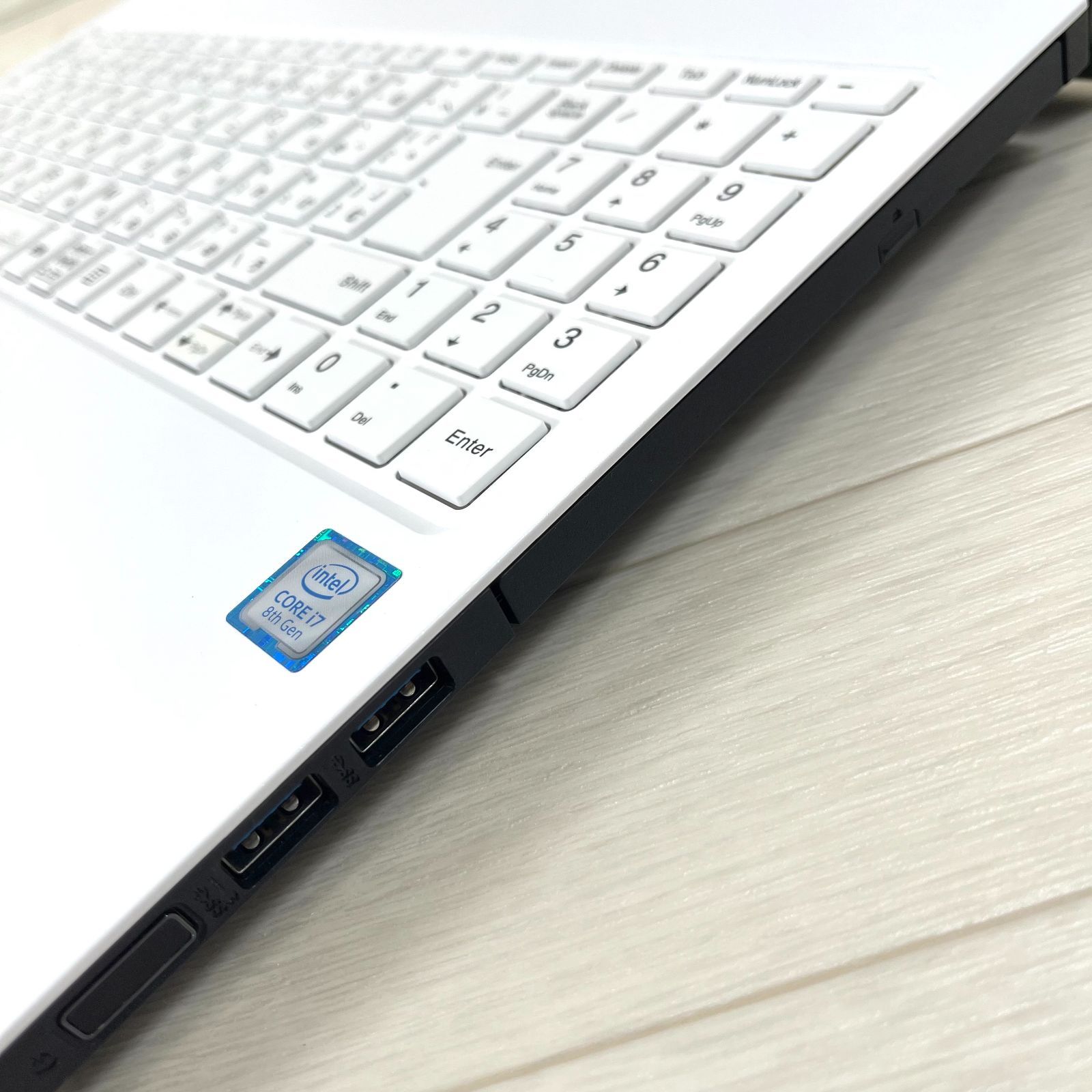 NEC LAVIE i7/SSD1TB/16GB/Office2024 美品 - メルカリ