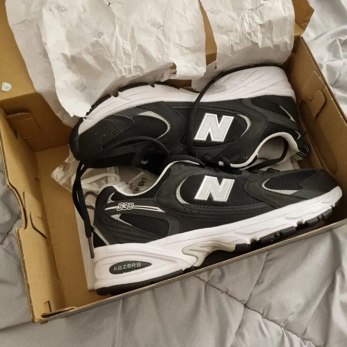 新品・送料込み New Balance 530 ブラックファントム (MR530SMN)