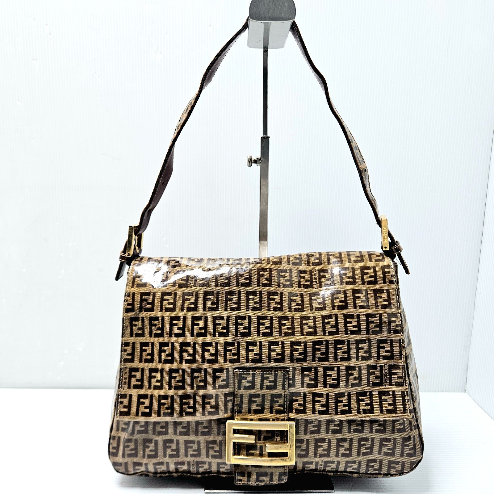 一部ほつれ】FENDI 26325 ズッキーノ ビニール マンマバケット