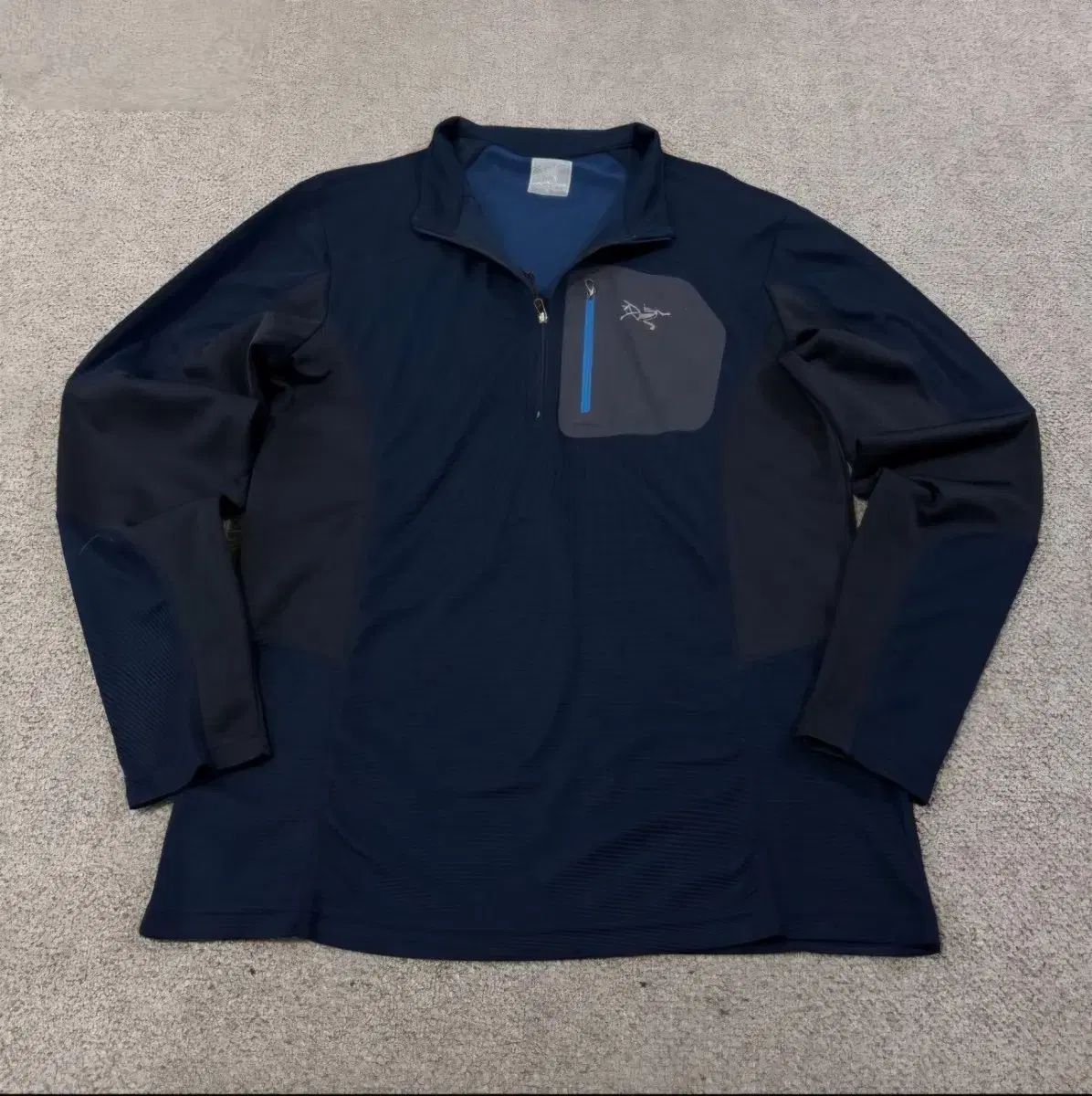 ARC'TERYX アークテリクス 機能性 登山ウェア ハーフジップ 長袖Tシャツ