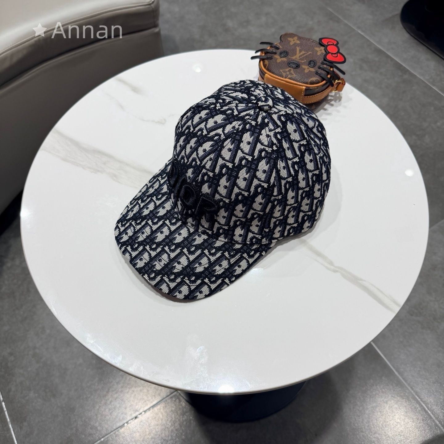 新品 新品！新品 CHRISTIAN DIOR クリスチャン ディオール キャップ
