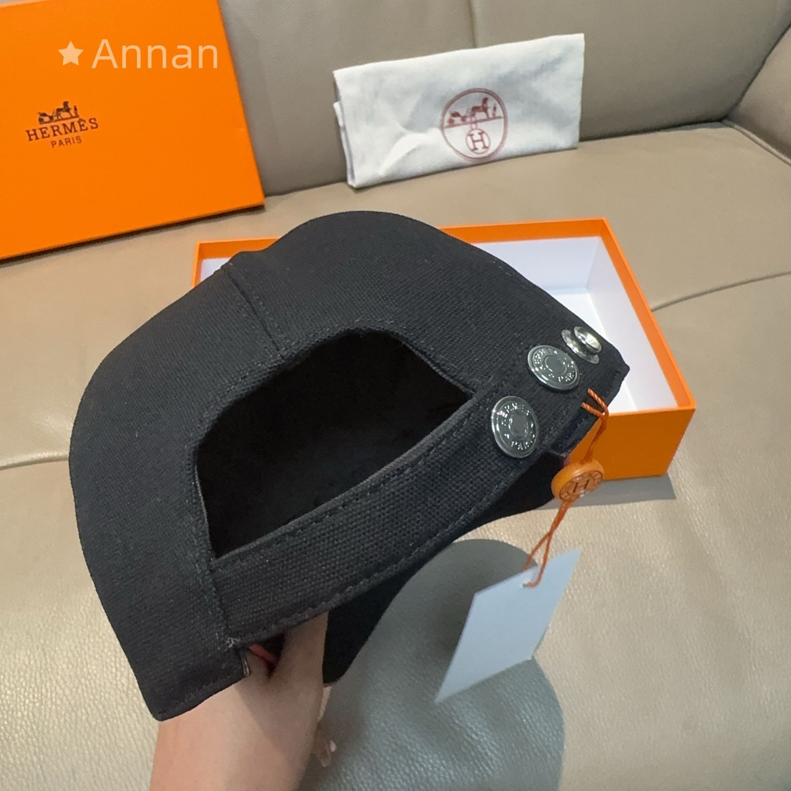 緊急お値下げ【新品未使用】エルメス帽子 現行モデ 本日限定！新品 HERMES エルメス キャップ 帽子 メンズ