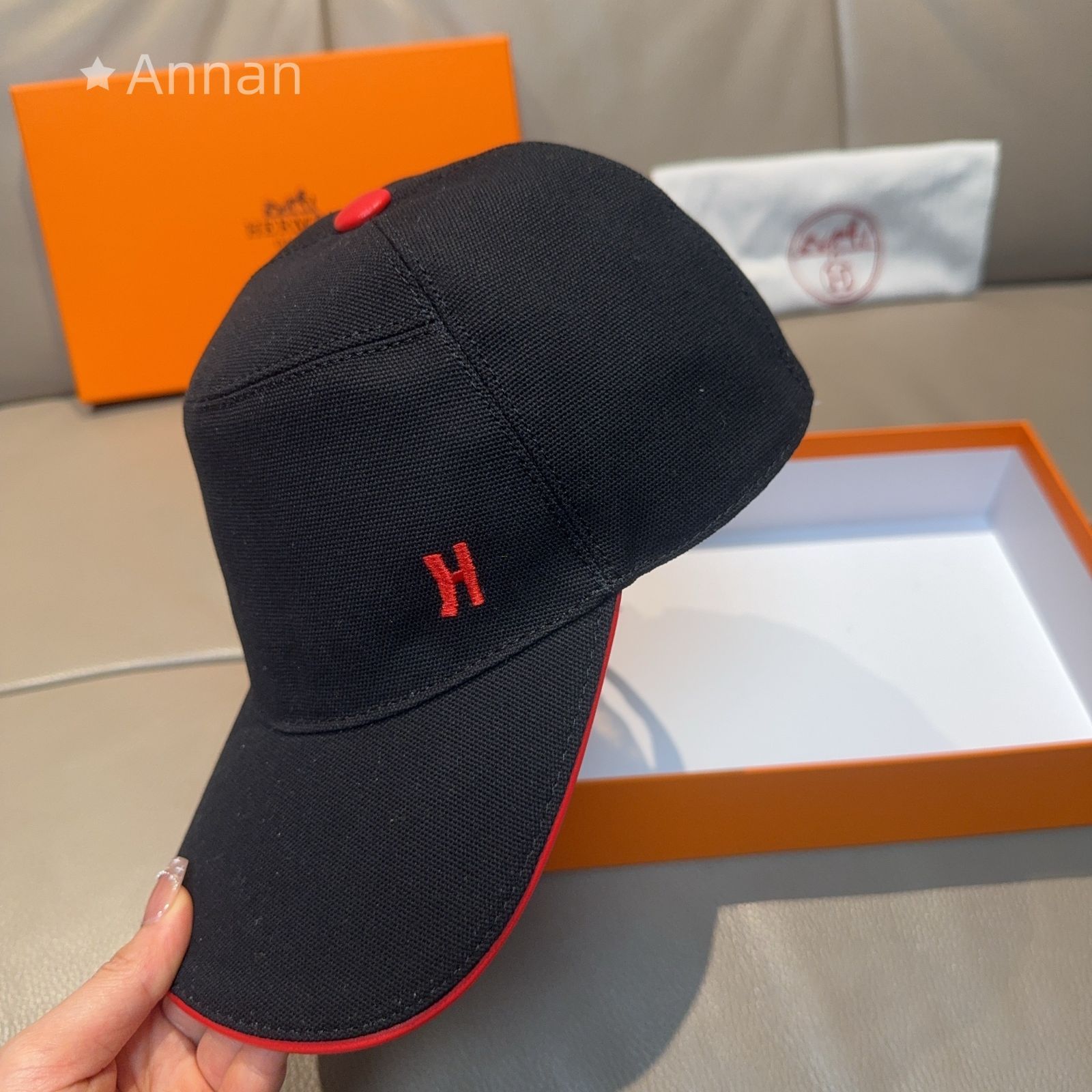 現行モデ 本日限定!新品 HERMES エルメス キャップ 帽子 メンズ 現行モデ 本日限定!新品 HERMES エルメス キャップ 帽子 メンズ