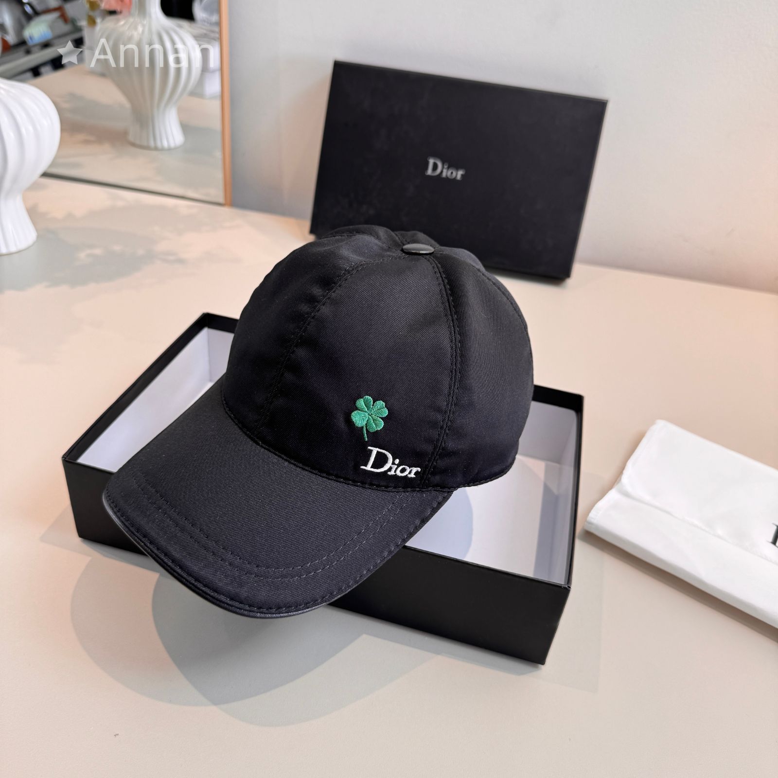 人気新品！新品 CHRISTIAN DIOR クリスチャン ディオール キャップ 帽子 メンズ レディース ユニセックス