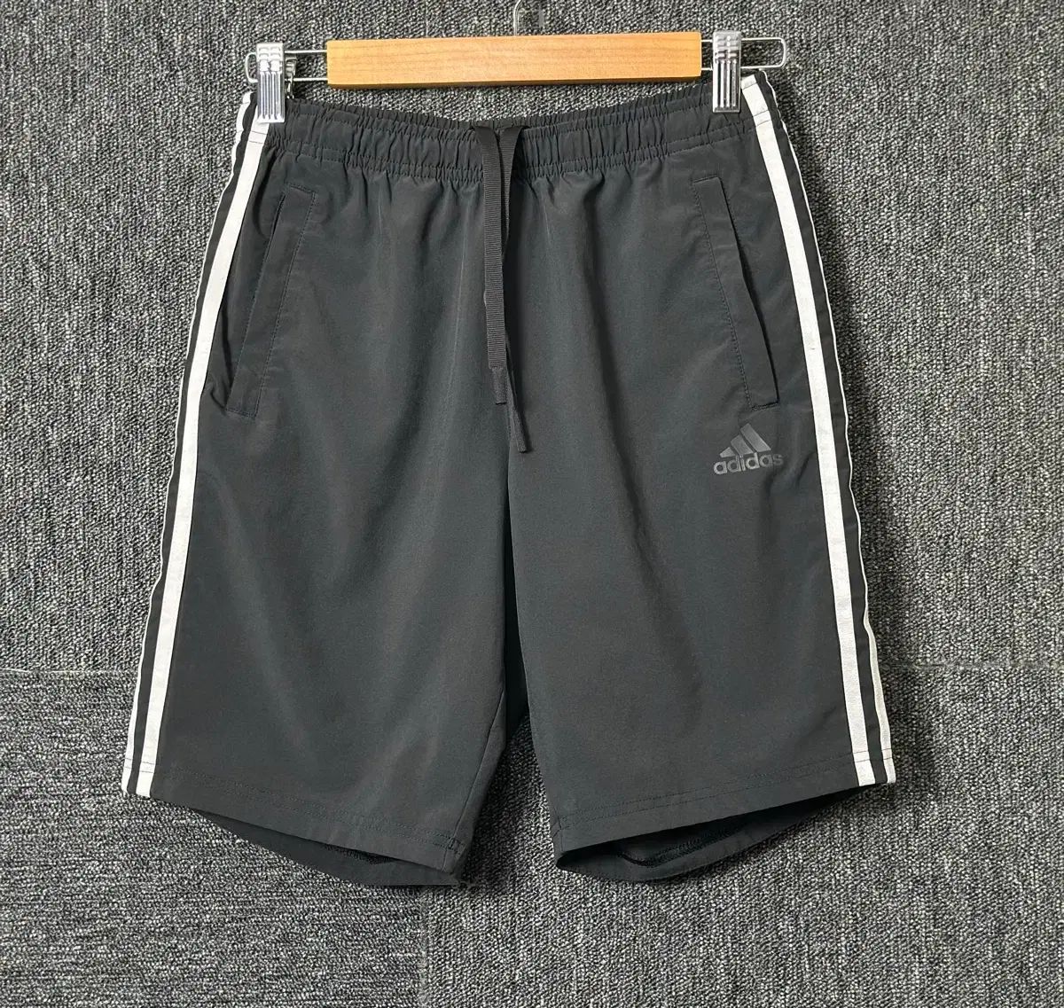 アディダス 3本線 トレーナー ハーフパンツ XS