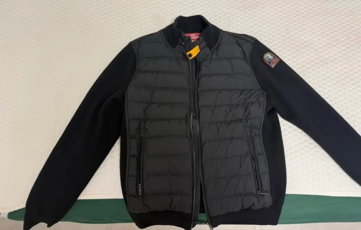 PARAJUMPERS パラジャンパーズ ブラック ダウン ニット アウター