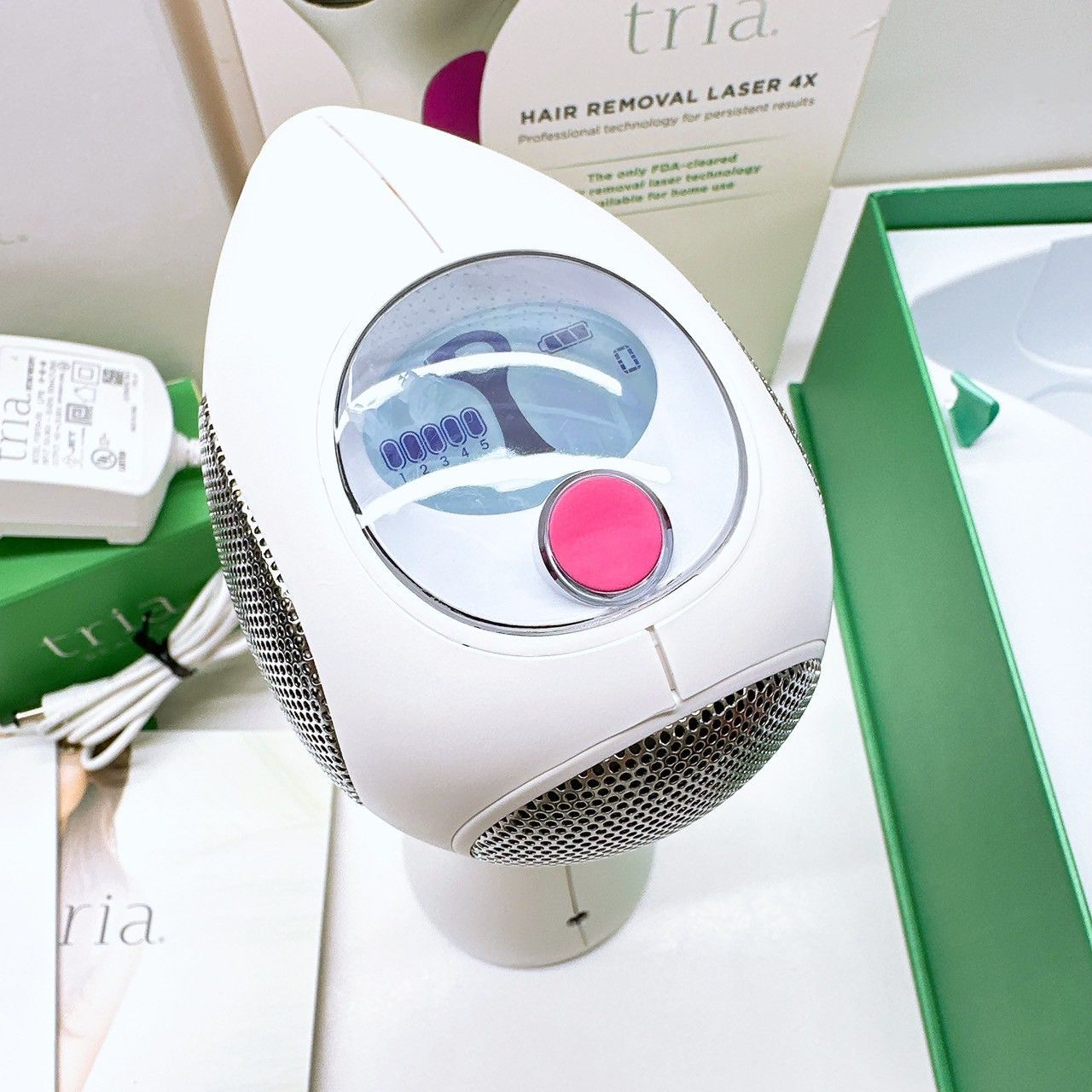 新品同様＊付属品完備》 トリア パーソナルレーザー 4X Tria LHR 4.0 