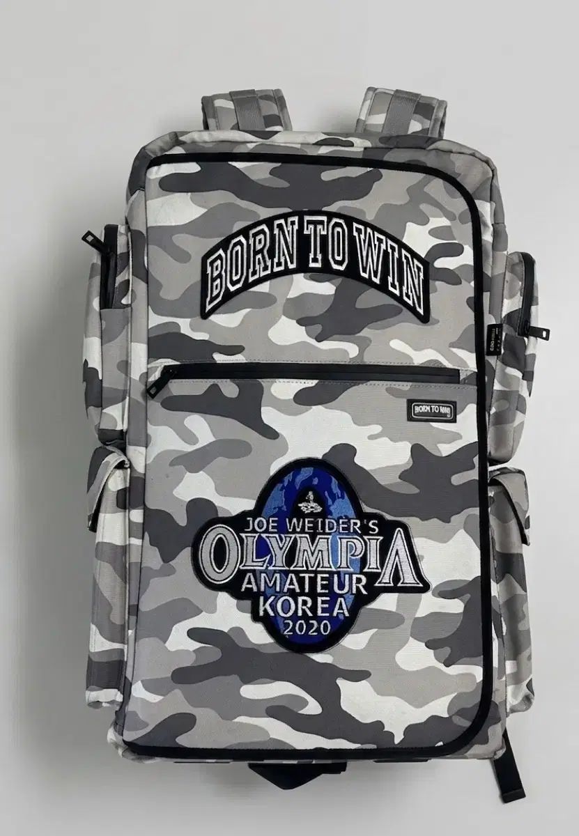 BORN TO WIN オリンピア カモ バッグ