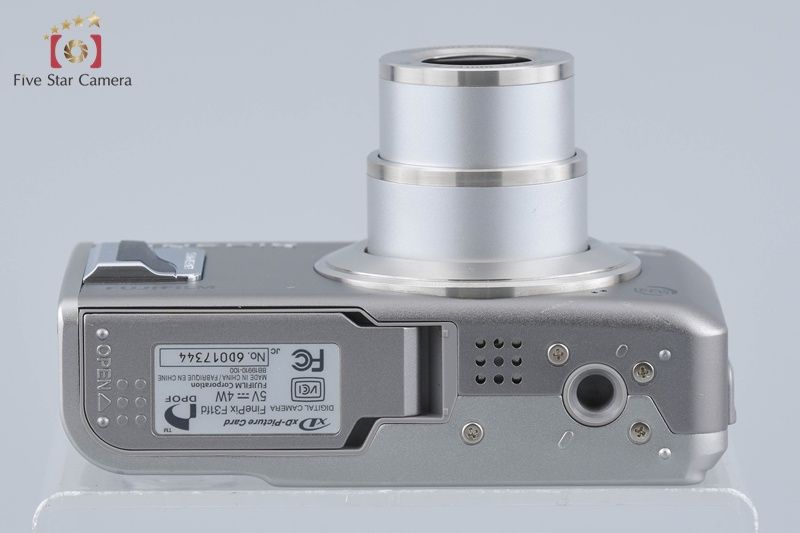 中古】FUJIFILM 富士フイルム FINEPIX F31fd コンパクトデジタルカメラ