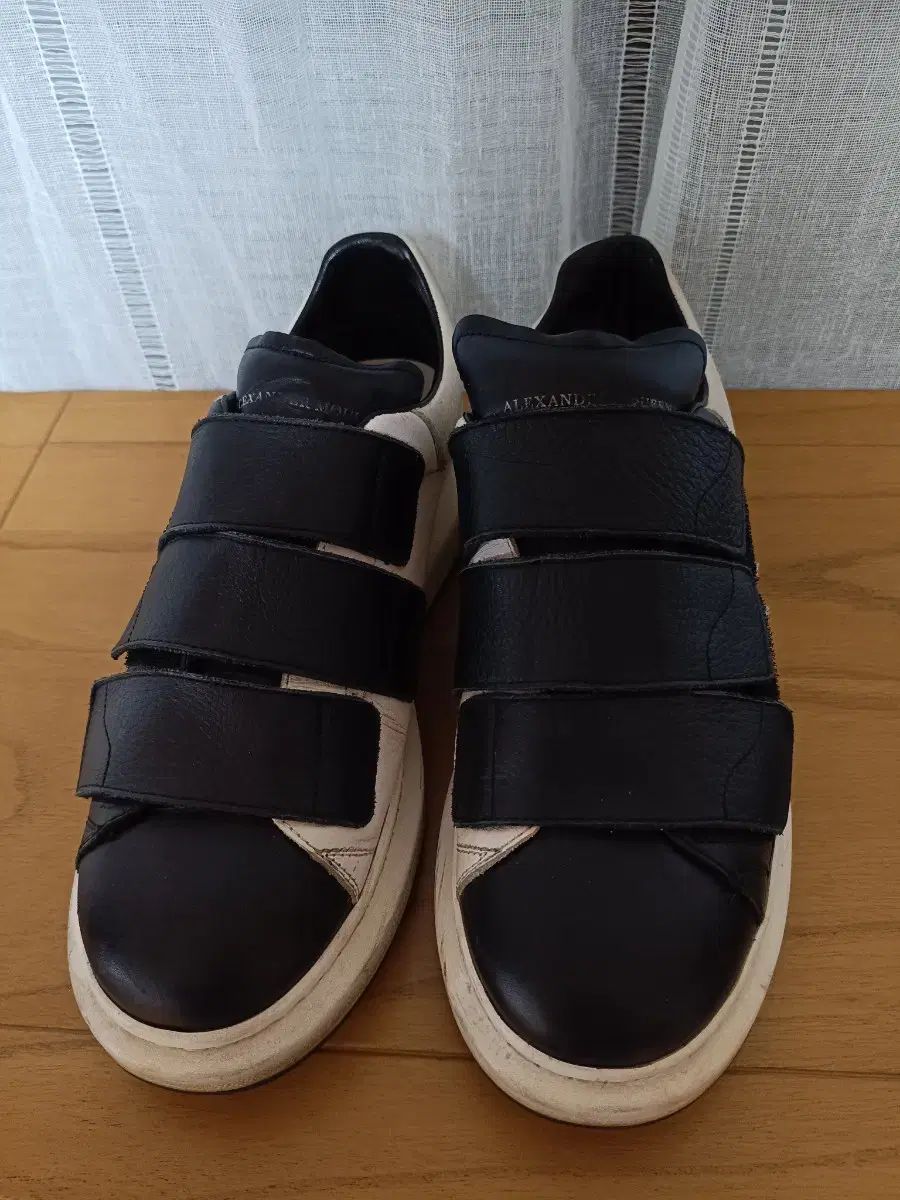 Alexander McQueen アレキサンダー・マックイーン バックル スニーカー ブラック/白 42 1/2 275