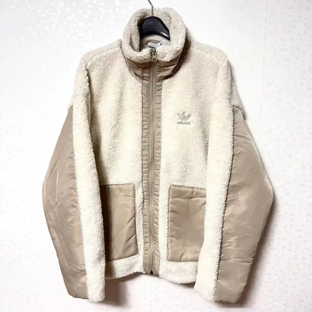 XS 85 アディダス レディース シェルパ フリース ジップアップ ジャケット