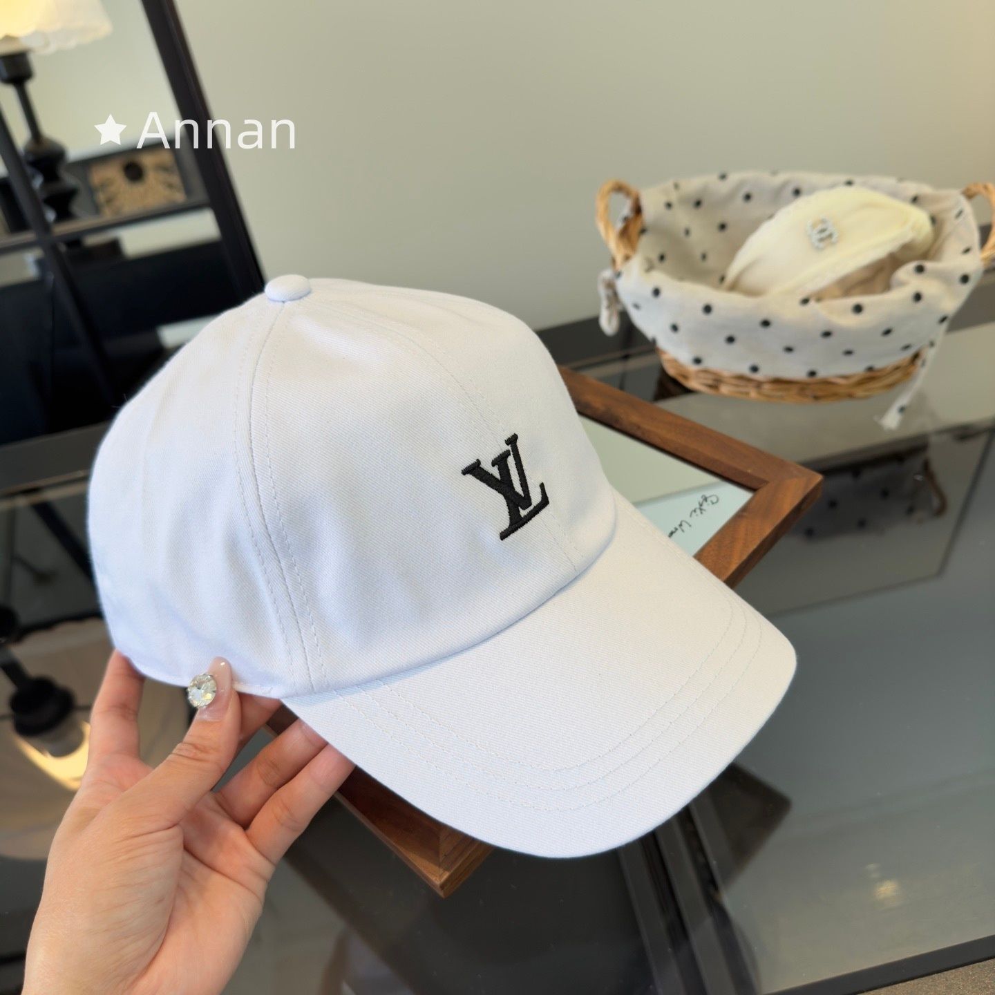 限界価格 新型新品 LV LOUIS VUITTON ルイヴィトン キャップ 帽子 メンズ レディース ユニセックス