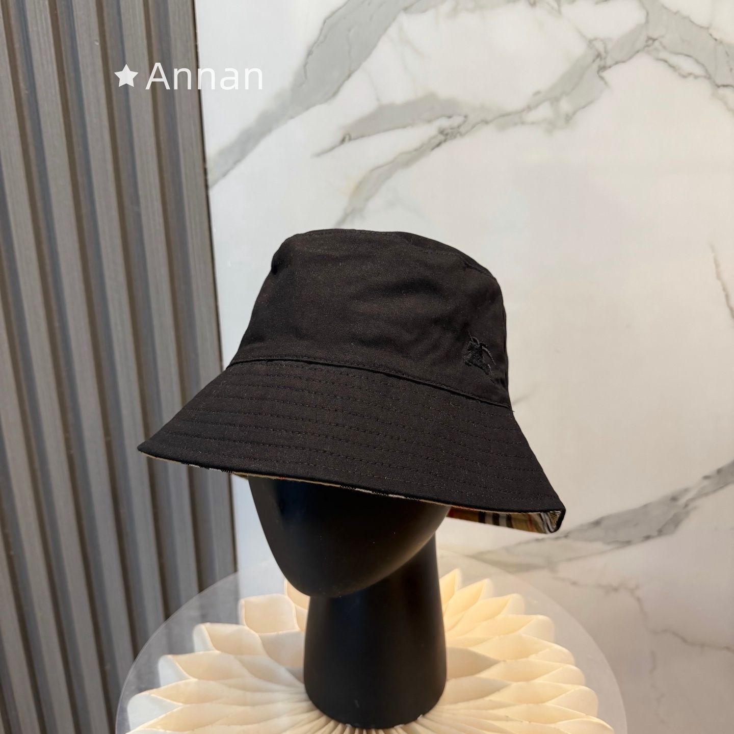 洒落 美品 ★★ 新品 BURBERRY バーバリー バケットハット 帽子 メンズ レディース ユニセックス