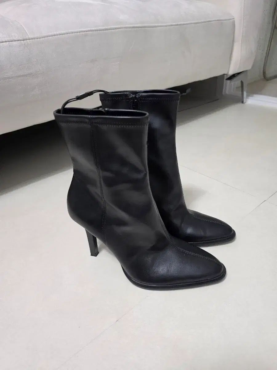 ZARA ザラ ヒール アンクルブーツ スティレット アンクルヒール 240