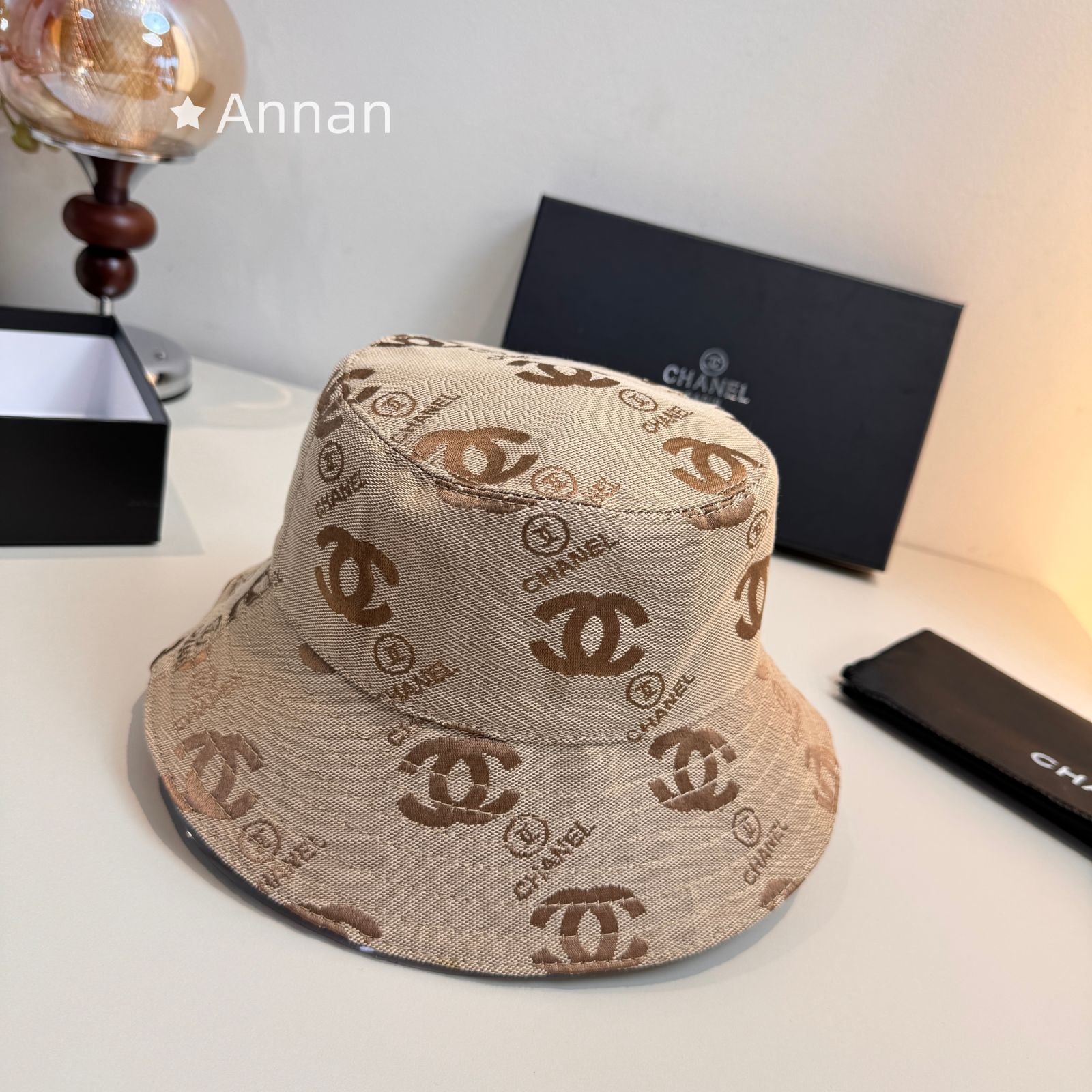 現行限定未使用に近い 新品 CHANEL シャネル バケットハット 帽子 メンズ レディース ユニセックス