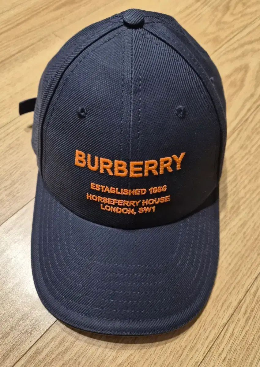バーバリー ボールキャップ M 6,880円