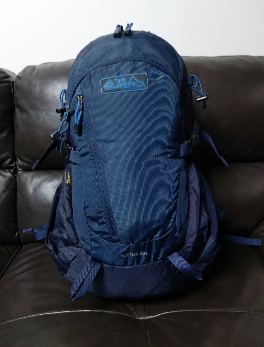 レッドフェイス(THE RED FACE)ノトス **サン**(SAN) **リュック** (32L)