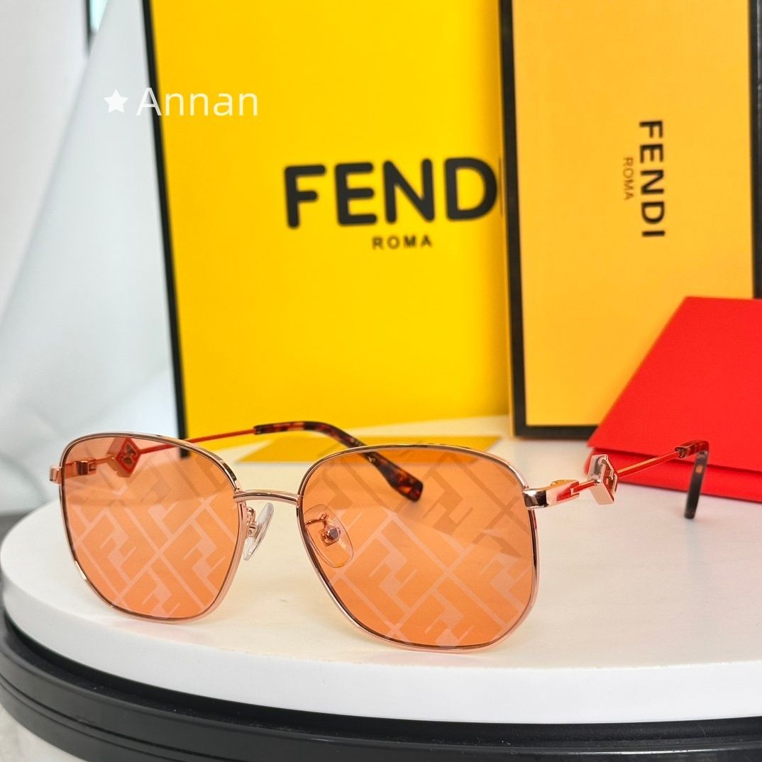 限定 新品未使用品 本日限定！本日限定！新品 FENDI フェンディ サングラス メンズ レディース ユニセックス
