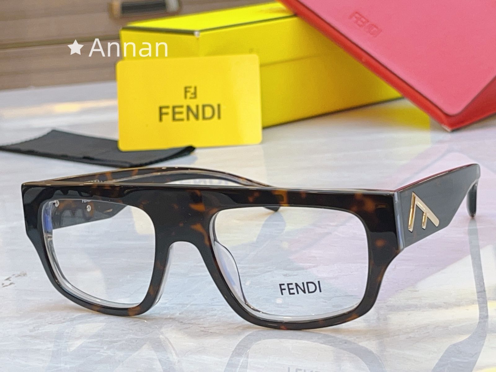 人気 超美品新品 FENDI フェンディ ガサングラス メンズ レディース ユニセックス