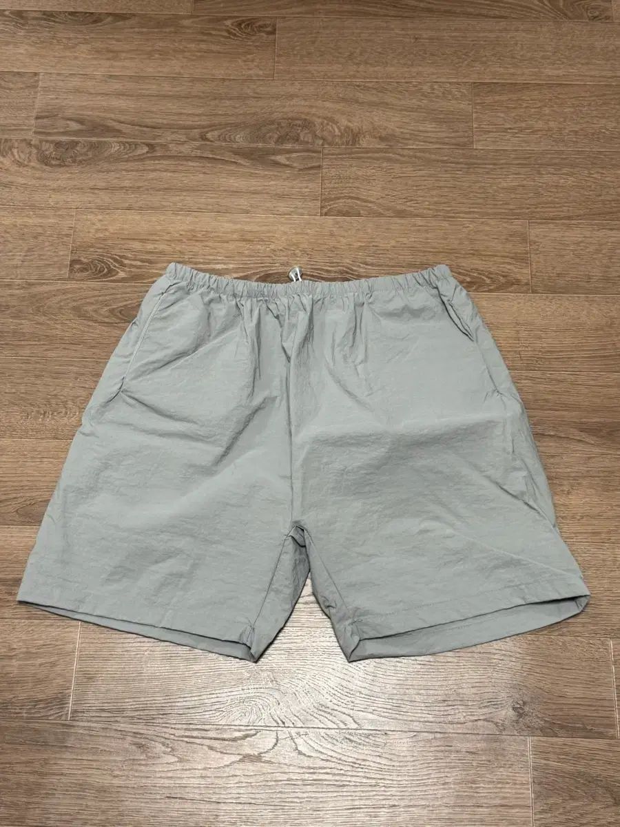2サイズ イージー Gosha Rubchinskiy(ゴーシャラブチンスキー) ハーフパンツ ショーツ SH-01 モカ