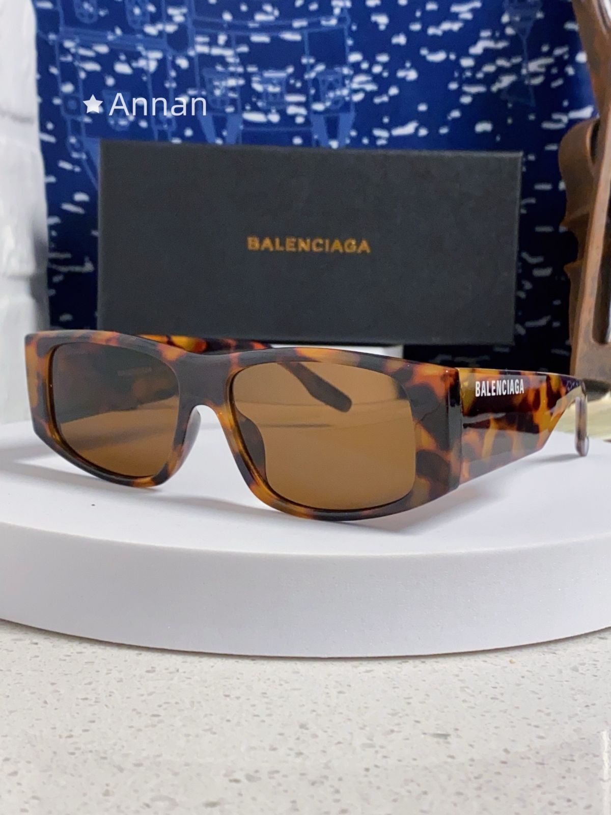 新品！新品 BALENCIAGA バレンシアガ サングラス メンズ レディース ユニセックス