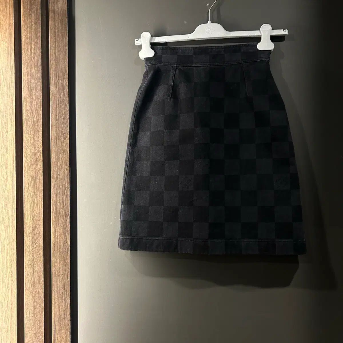 ルイヴィトン ダミエ デニム スカート