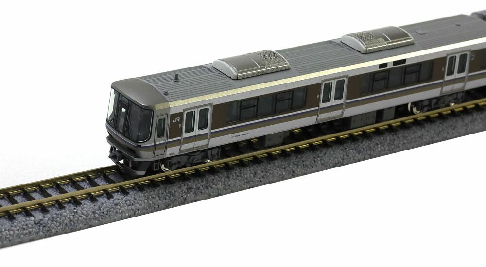 223系2000番台 新快速 4両セット 【KATO・10-1898】 「鉄道模型 Nゲージ カトー」