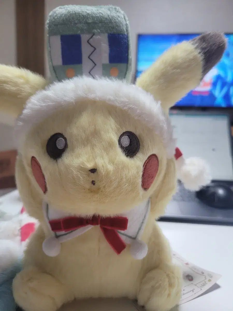 ポケモン クリスマス ピカチュウ ぬいぐるみ ホリデー