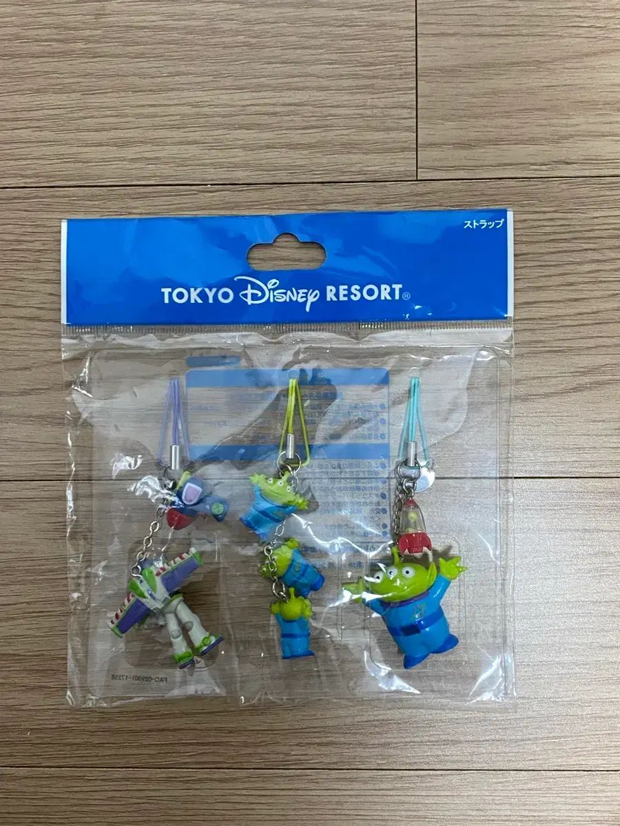 トイストーリー バズ エイリアン 未開封 ストラップ
