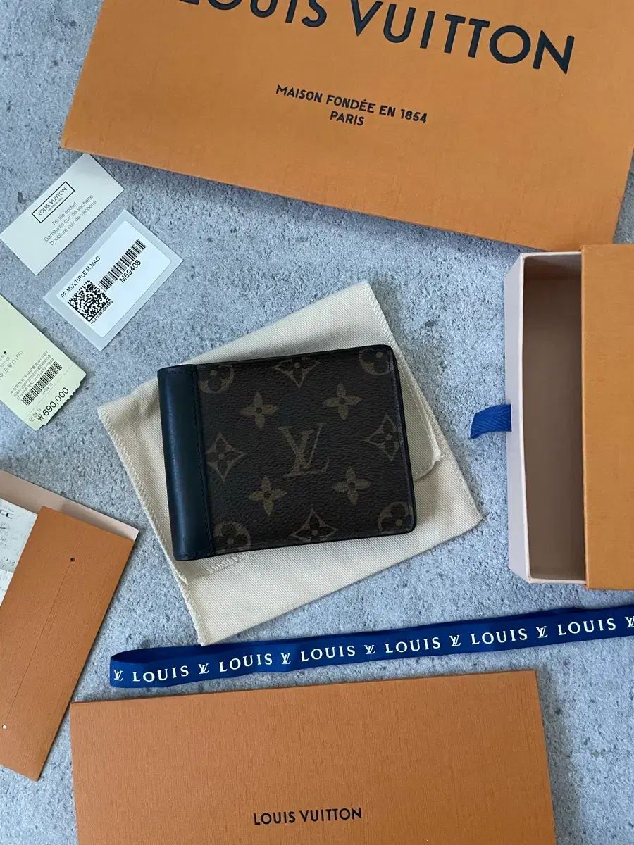 ルイヴィトン マカサー 限定モデル 二つ折り財布 ウォレット