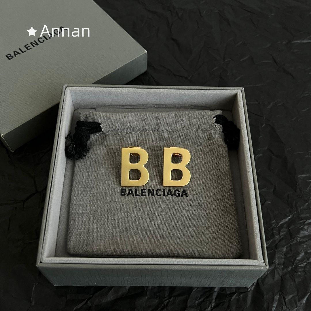 限定 新品未使用品 本日限定！本日限定！新品 BALENCIAGA バレンシアガ ピアス レディース 結婚式 卒業式 清楚 イベント 入学式