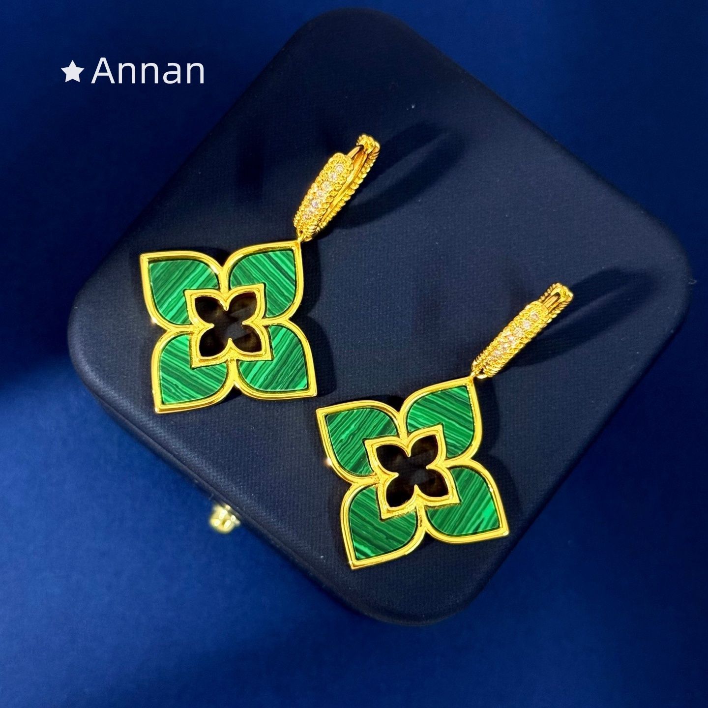 入手困難 ★★ 新品 VAN CLEEF & ARPELS ヴァン クリーフ アンド アーペルズ ピアス レディース 結婚式 卒業式 清楚 イベント 入学式