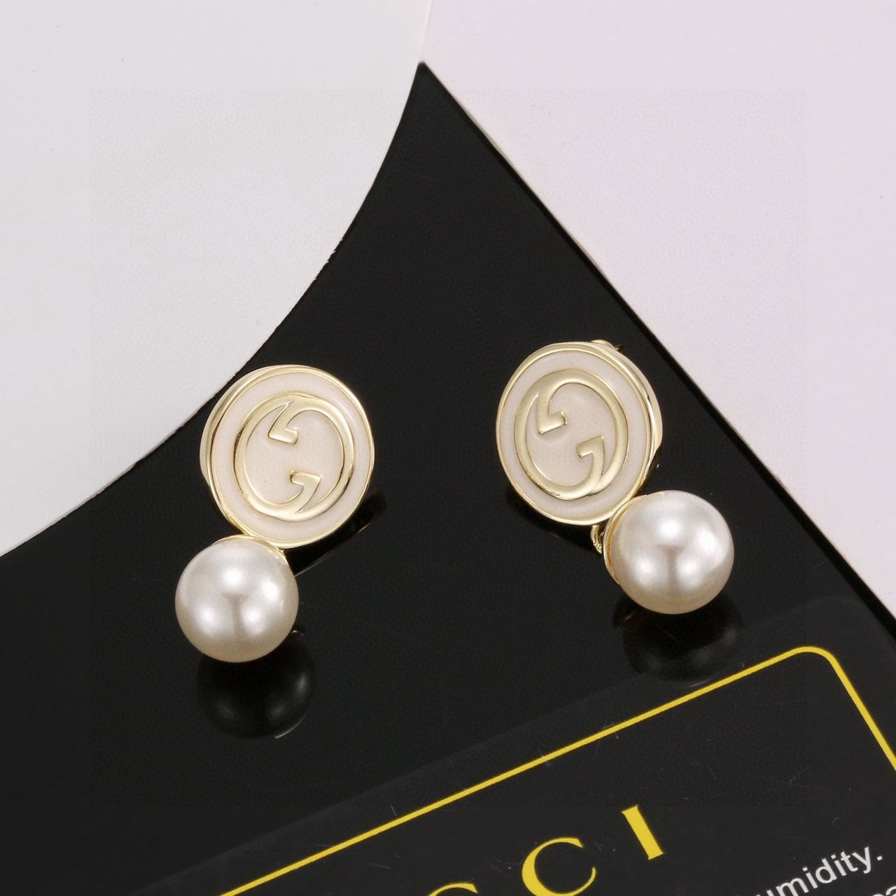 本日特価 本日限定！新品 GUCCI グッチ ピアス レディース 結婚式 卒業式 清楚 イベント 入学式