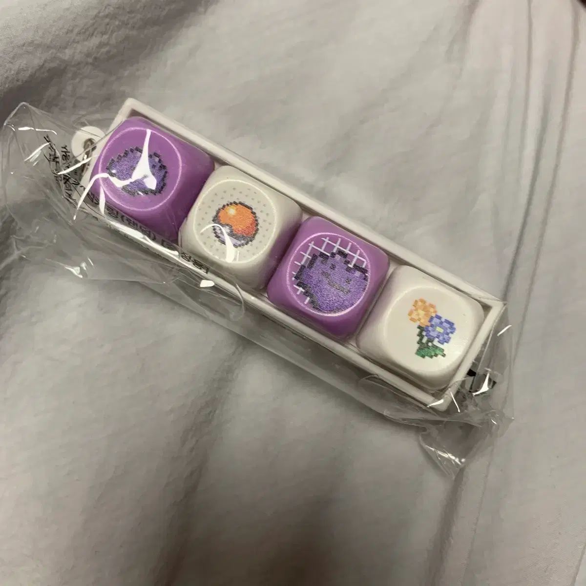 未開封 OLIVE YOUNG オリーブヤング 聖水 ポップアップ トニモリ ポケットモンスター キーキャップ キーホルダー メタモン